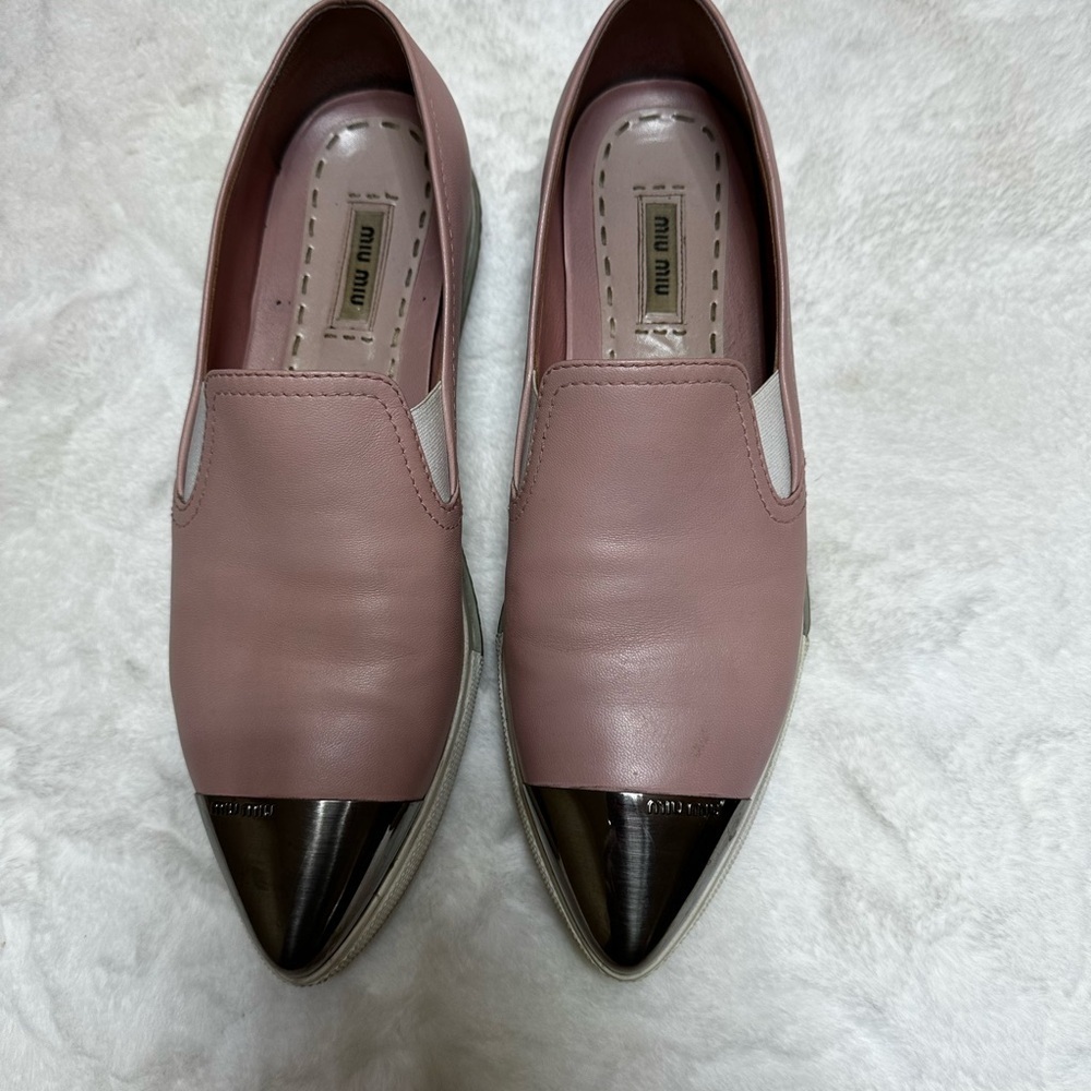 Miu Miu Blush Leather Loafers with Silver Toe-used - Picture 3 of 14
